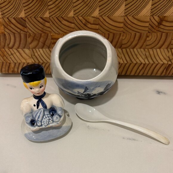 Vtg DELFT style Salt Pepper Shakers  & Sugar Dish Hand Painted Windmill JAPAN - Picture 8 of 13